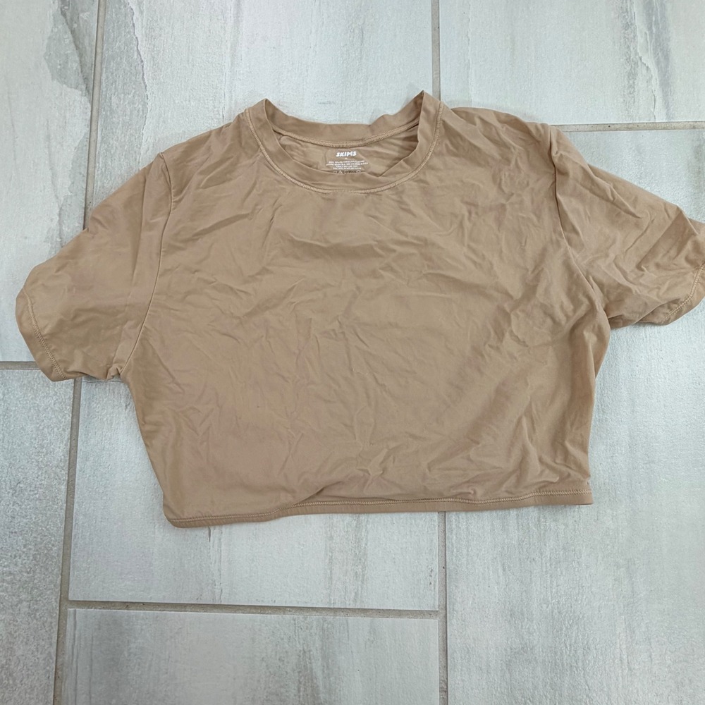 SKIMS Fits Everybody Cropped T-Shirt Tan Ochre XL Short Sleeve Crew Neck Top
